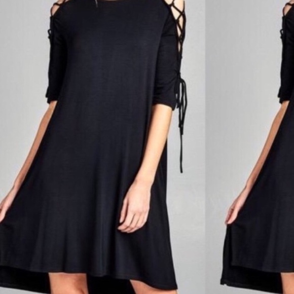 Tee Shirt LBD with Cut-Out Sleeves Small - Picture 5 of 6